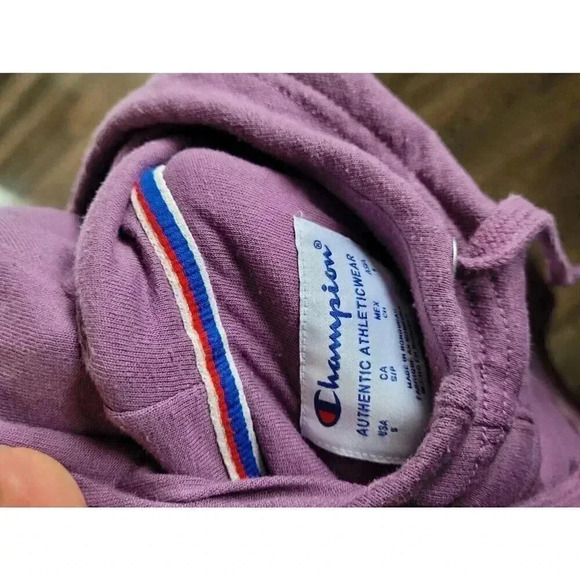 Champion purple sweatshirt‎ hoodie size small #3 - Picture 2 of 3
